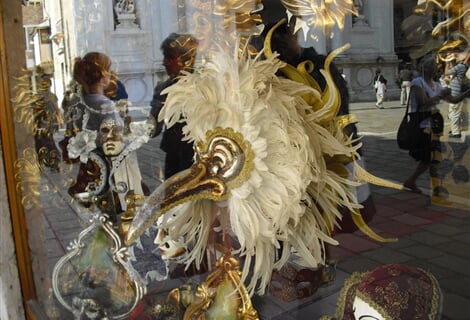 Benátky a karneval letecky