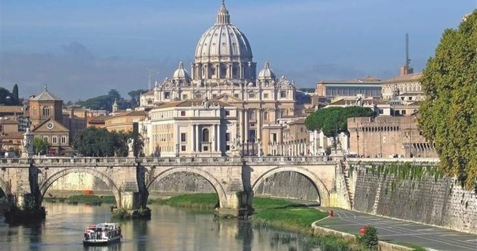 Itálie - Řím - bazilika sv.Petra, 1506-90, arch. Bramante, Rafael, Michelangelo, nejvyšší kupole na světě