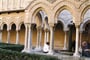 Itálie - Sicílie - Monreale, krajkoví sloupů gotického kláštera, kolem 1200