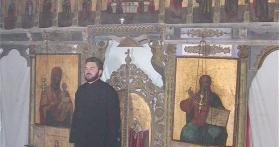 Černá hora , kněz