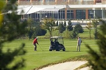 MORAVSKÉ TOPLICE - zkrácený golfový pobyt s termály! / č.8072