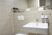 bathroom_light_01