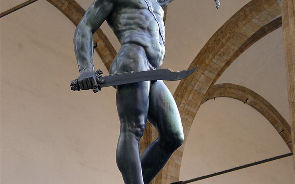 Florencie - Statue of Perseus slaying Medusa - Loggia_ del Lanzi (Piazza della Signoria, Firenze, 