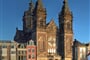 Holandsko - Amsterdam - Kostel ST. Nicholaus - pohled od hlavního nádraží