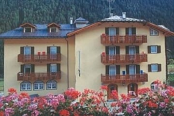 Dolomity - Adamello Brenta - hotel *** Milano / č.7811