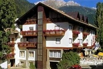 Dolomity - Val di Fiemme na Silvestr,  hotel Bellaria s wellness / č.6023