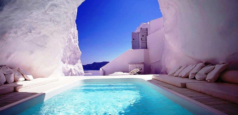 jeskynní bazén na Santorini