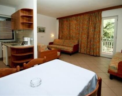 UMAG_APT_SOL_POLYNESIA_05