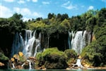 Památky a přírodní krásy Bosny a Hercegoviny - kulturní zajímavosti i vodopády, řeky, jezera
