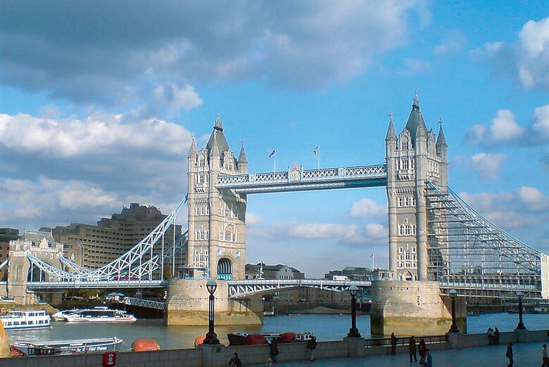 Anglie_Londyn_Tower-Bridge_10