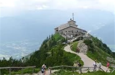 BERCHTESGADEN - historický vrchol Kehlstein ,,Orlí hnízdo” z Č. Budějovic (CKM)