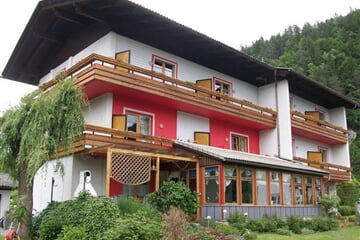 Turistika v Alpách - Korutany - hotel Laerchenhof - Millstätter See/ č.7101