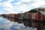 Norsko - Lofoty a Vesterály - Trondheim - kupecké domy na řece Nid