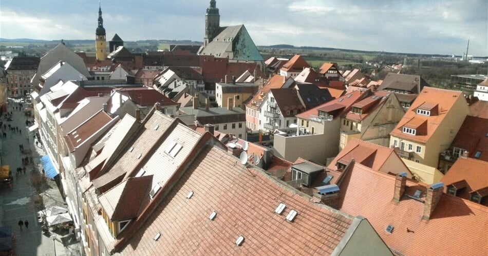 Německo - Lužice - Budyšín, pohled z Bohata wěža, uprostřed dóm S.Petri