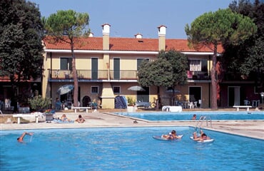 Bibione - Apartmány Michelangelo, villaggio s bazény