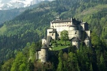 Hrad Hohenwerfen a Obří ledová jeskyně (CKM)