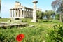 Itálie - Paestum - Athénin chrám, 500 př.n.l, v dórsko-ińské slohu