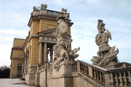 Adventní Vídeň, Baden, Klosterneuburg a víno, Laxenburg a světelné zahrady 2025