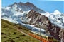 Švýcarsko - vlak pod Jungfrau