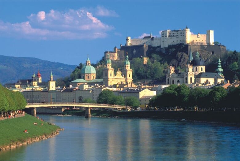 Rakousko - Salzburg - hrad