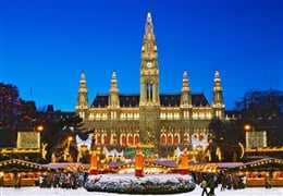 Adventní Vídeň a vánoční trhy First Minute