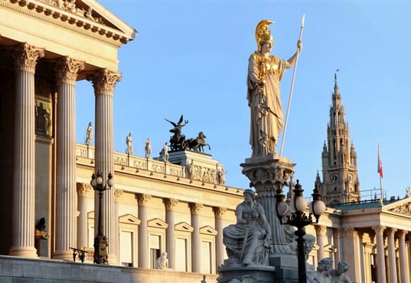 Relaxace v lázních Velky Meder, Bratislava a Vídeň krásky na Dunaji