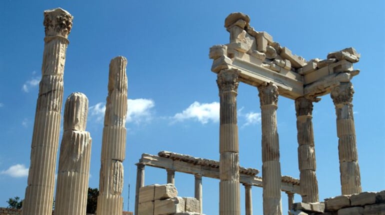Pergamon 3