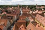 Německo - Dinkelsbühl - pohled z věže kostela (Wiki - Mylius)