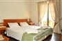 Hotel Afroditi Venus Beach Resort: fotografie vybavení exteriérů a interiérů ubytování.
