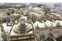 Španělsko - Andalusie - Sevilla, kopule katedrály z věže La Giralda