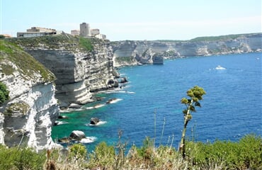 Korsika - turistika a moře