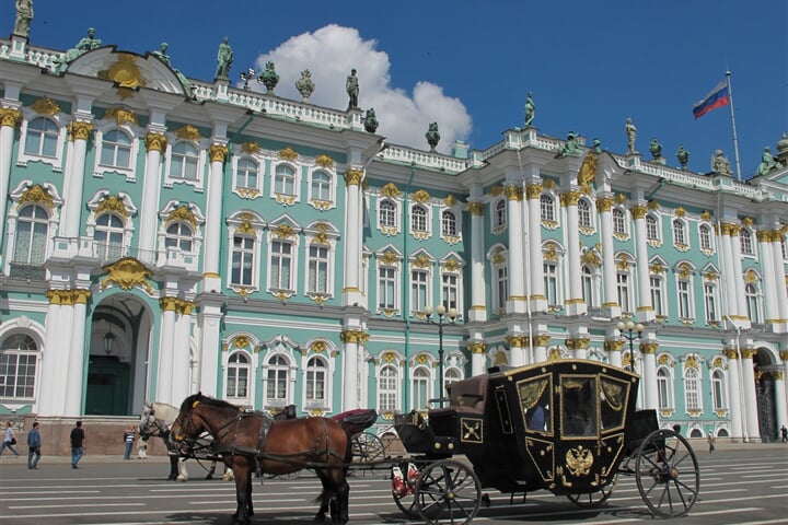 Petrohrad - klenot na Něvě letecky + Petrodvorce a Carskoje Selo