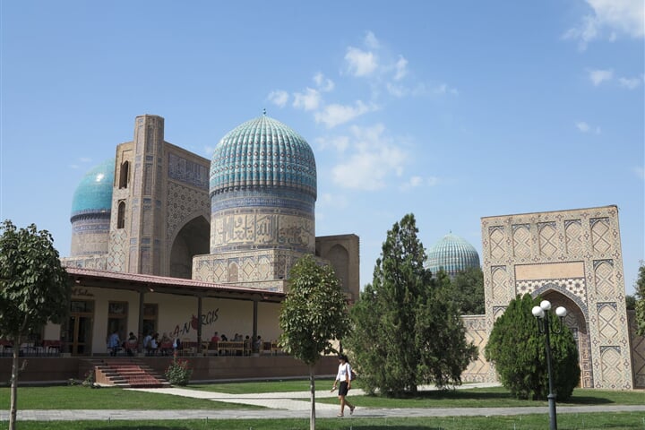 Kazachstán a Uzbekistán - moderní Astana, přírodní krásy Kazachstánu a nádherné památky Uzbekistánu