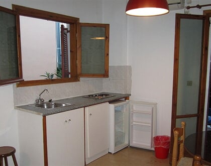 Apartmánový dům Gardenia: fotografie vybavení exteriérů a interiérů ubytování.