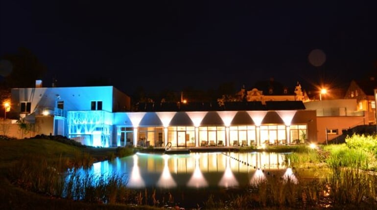 255_Antonie_NocniPohled8