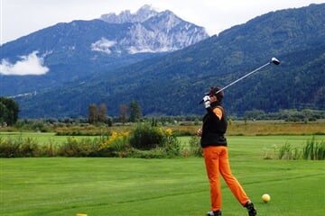 AKCE: luxusní golf v Alpách - hotel**** Nassfeld, golf a lanovky v ceně / č.3674