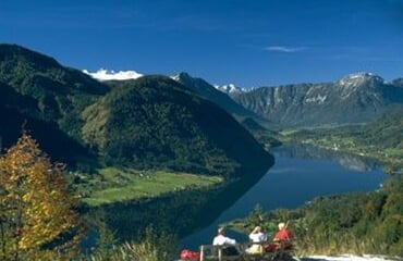 JEZERA SOLNOHRADSKA A ŠTÝRSKA - k pramenům řeky Traun (CKM)