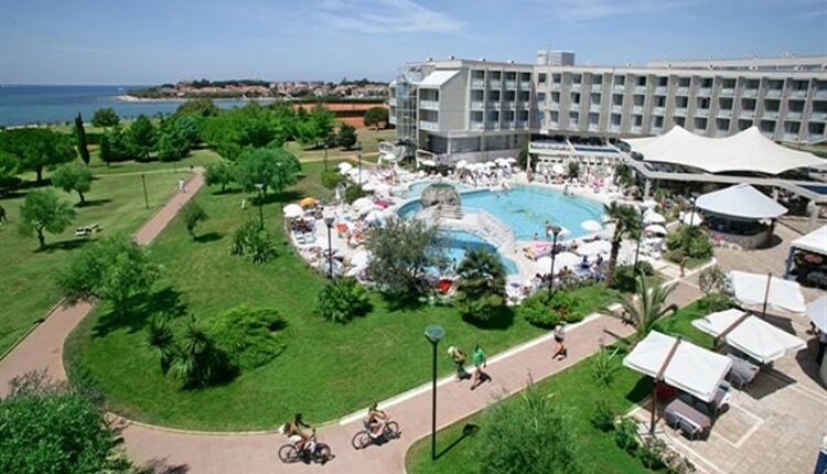 hotel maestral in novigrad