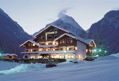 Hotel Tyrolia *** - Malga Ciapela