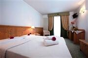 Golf hotel**** Folgaria 18