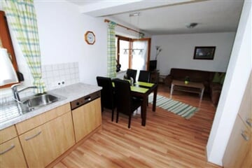 Alpy - Kaiserwinkl - apartmán - výhodný Alpen skipas v ceně / č.2415