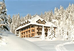 Nassfeld - Hotel Al Gallo Forcello se snídaní ***