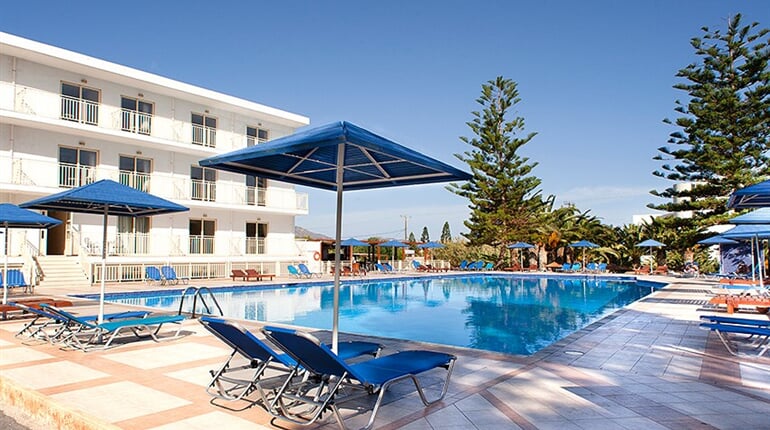 Hotel CHC Marilena: fotografie vybavení exteriérů a interiérů ubytování.