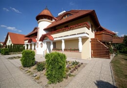 Kehidakustány, Hertelendy - Relaxační pobyt