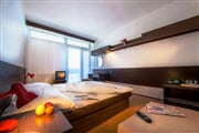 Hotel** Marmot 08