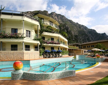 Hotel Royal Village , Limone (11)