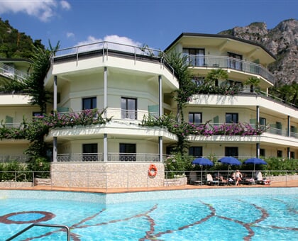 Hotel Royal Village , Limone (13)