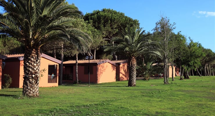 Villaggio Club Degli Amici - Pescia Romana (5)