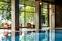 Piscinapiscina-con-sedie