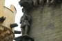 Skotsko - Stirling, na rohu paláce socha Jamese V, stavebníka paláce
